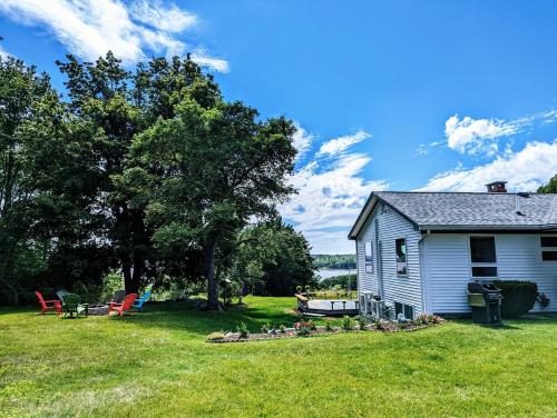 Bayside Waterview Cottage