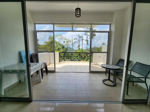 ブキット・フレーザー Little England B9 (Silverpark) 4つ星 ゲストハウス レストラン