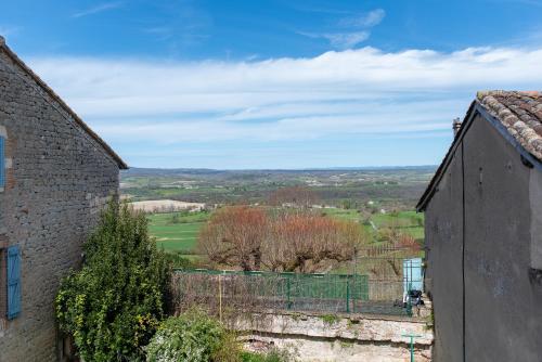 LES PORTES DE CASTELNAU