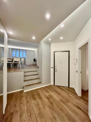 Central Side Apartment