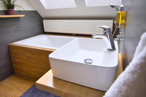 Chalupa Moravský Karlov, čti info od hostitele (Chalupa Moravsky Karlov, cti info od hostitele) in Šanov