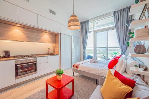 Cozy Marina Studio-Walk to Beach, Shops & Dining, Dubai (foto 9)
