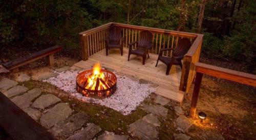 Heavenly Daze and Nights in Sevierville, USA