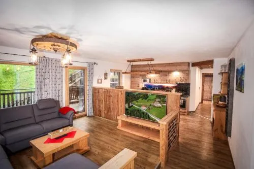Alpen Chalet Wohnung "Martha" in Zellberg, Österreich
