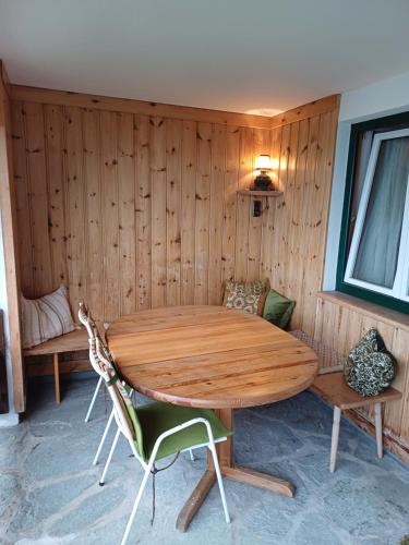 設施, 迪萊克特湖畔公寓 (Appartements direkt am See) in 格倫德爾湖