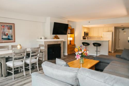 Carleton Lodge in Whistler, Canada