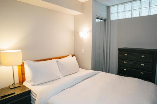 2 bedrooms, 3 beds