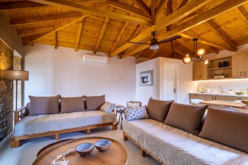 God's View Tower - Pyrgos Towers Complex God's View Tower - Pyrgos Towers Complex