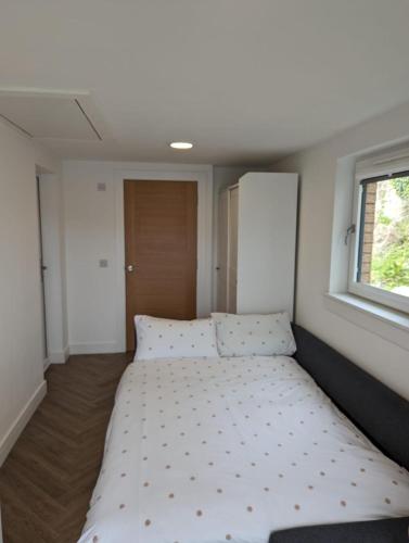 En-suite double room with private entrance, Edynburg (zdjęcie 8)