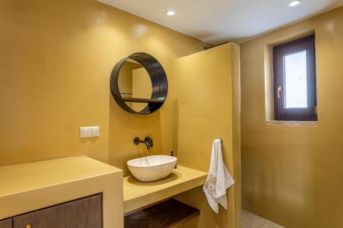 God's View Tower - Pyrgos Towers Complex God's View Tower - Pyrgos Towers Complex