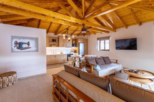 God's View Tower - Pyrgos Towers Complex God's View Tower - Pyrgos Towers Complex