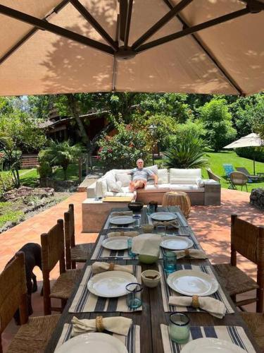Casa Nora Malinalco huerto con alberca climatizada in Malinalco