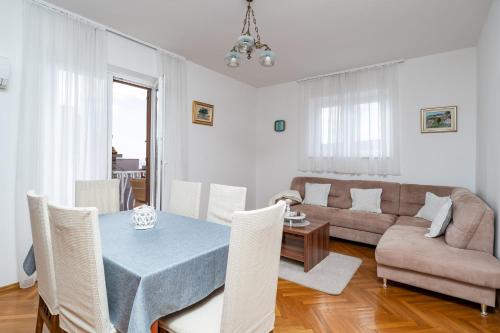 Apartment Srecko - image 9