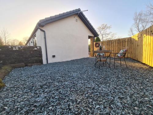 The Nest by Blake view holidays, a peaceful boutique retreat, 3 miles from Ennerdale- small twin or  in Ennerdale