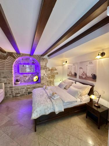 Diocletian Wine studio apartment, Split