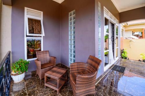PNG Guest house Kitende in Kajjansi