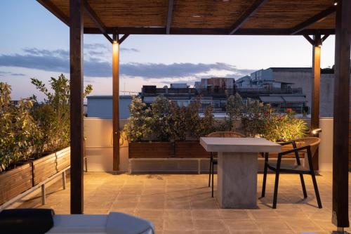 Private Rooftop - Acropolis view - Jacuzzi - Metro, Ateny (zdjęcie 8)