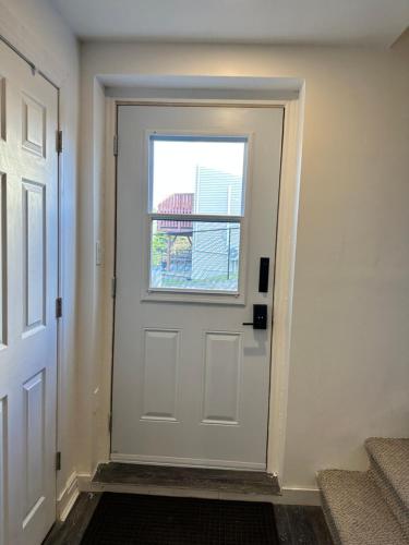 Entrance, Central Halifax one Bedroom apartment in Clayton Park in Halifax (NS)