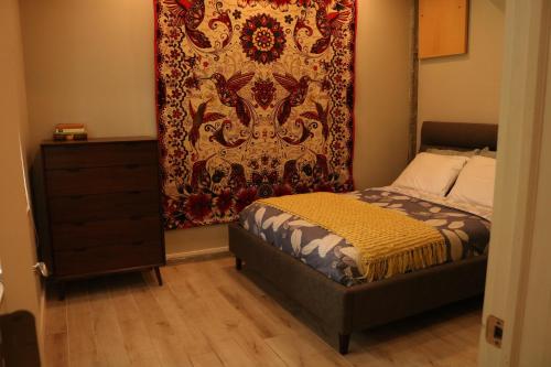 Charming Garden Apartment, Multnomah