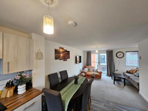 Ipswich - 3 Beds - Sleeps 6 - Private Garden, Ipswich