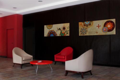 Fuajee, Hotel Dom Henrique in Timoteo