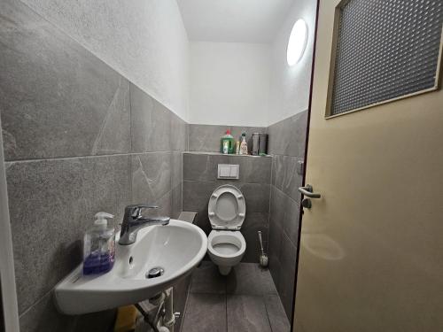 Wohnreich Blaustein Mitte -1B- 2er WG Wohnreich Blaustein Mitte -1B- 2er WG