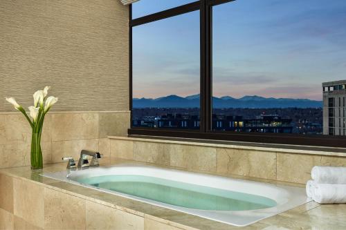 The Ritz-Carlton, Denver