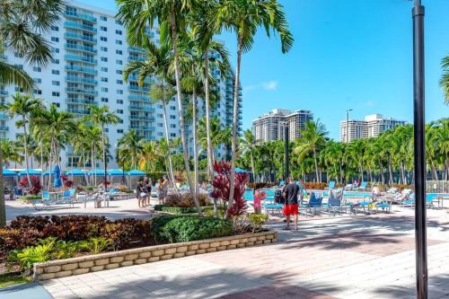 Cozy newly furnished apartment , on the 6th floor. in Spiaggia Golden Beach