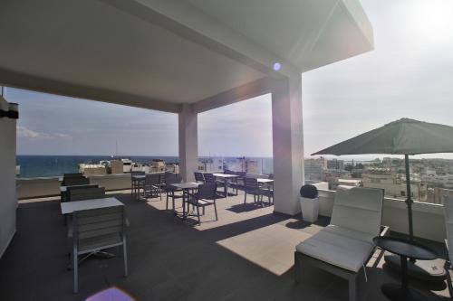 酒吧/休闲厅, 约瑟芬精品酒店 (The Josephine Boutique Hotel) in 拉纳卡