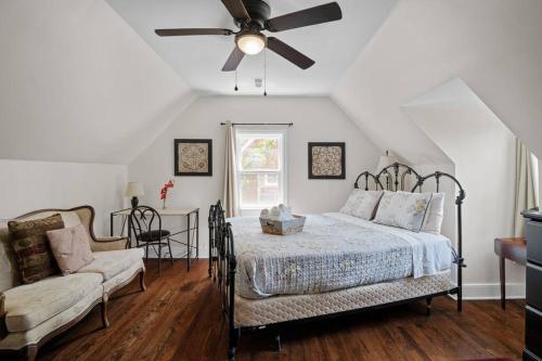 Private House + Yard Central Location to all RVA Private House + Yard Central Location to all RVA