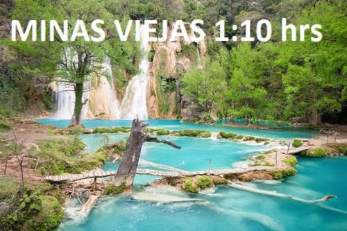 Departamento de 2 recamaras con 2 aires acondiconados, parking, wifi 70mb, refrigerador, micro,frega in Francisco I. Madero