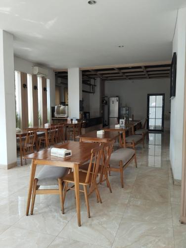 ห้องอาหาร, Homi Stay near โบสถ์เซนต์แอนโทเนียส