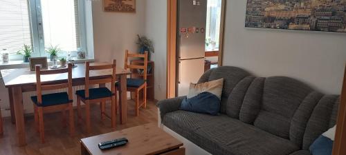 บริการและสิ่งอำนวยความสะดวก, u Míši v Brdech (u Misi v Brdech) in เชโซแวโฮรี