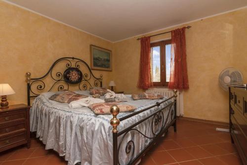 Tenuta Di Litiano With Pool - Happy Rentals