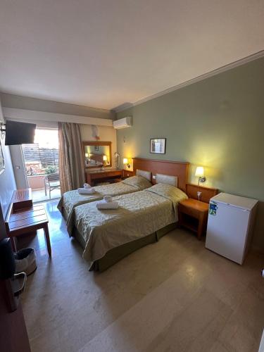 Paradise Lost Hotel-Apartments - image 4