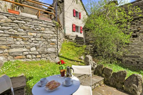 Rustico Esterina - Val Verzasca - Happy Rentals in Lavertezzo, Schweiz