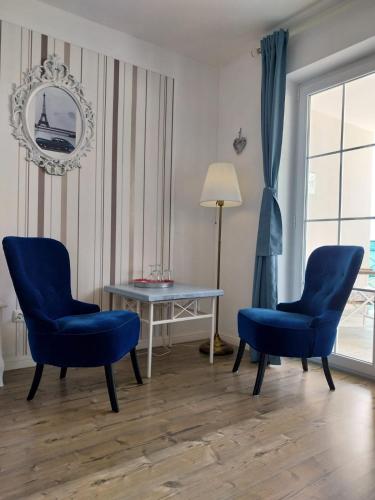 Deluxe Double Room with Balcony and Sea View image 10
