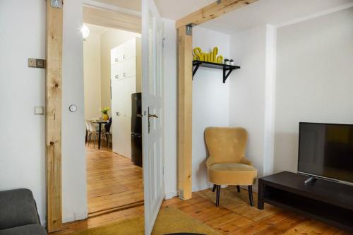 Apartment image 10