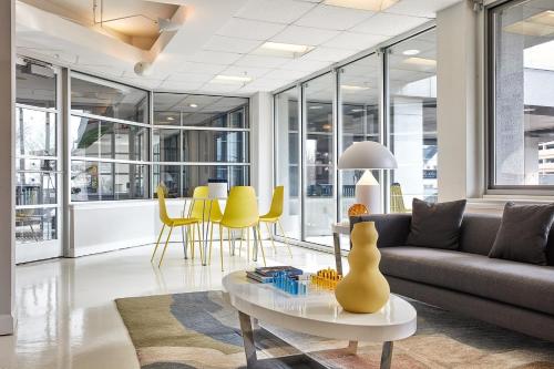 Létesítmények, Cozy King Suite in the heart of Towson in Towson