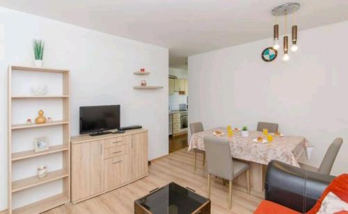 Liss Apartment · Split