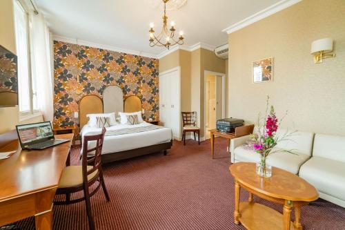 1 queen bed