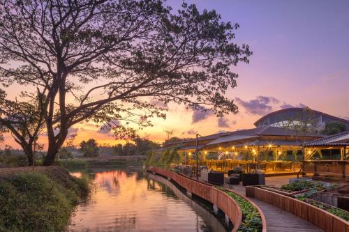 Bolagala Agro Floating Resort