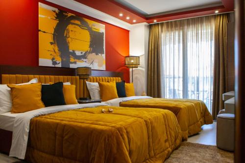2 double beds