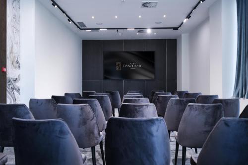 Panoramic Mamaia Hotel