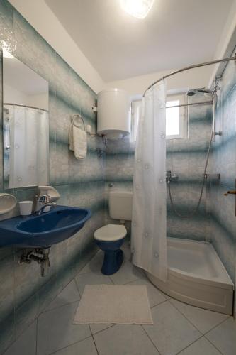 Apartment image 8
