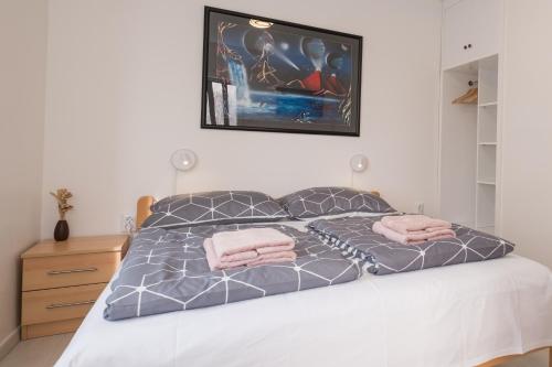 Apartment image 9