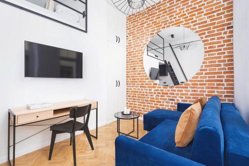 Studio apartment - Radziwiłłowska 27 - Tap to explore photos