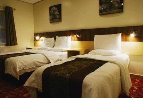 Cambridge Hotel Waterfront - Photo 5