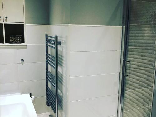 The Lane Apartment - image 12