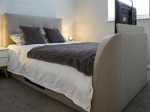 The Lane Apartment - image 3